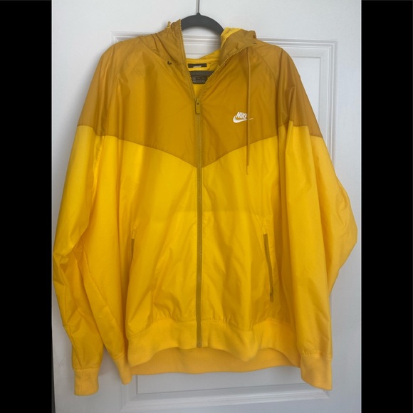 Yellow Nike men’s Jacket. Size XXL - Picture 1 of 4